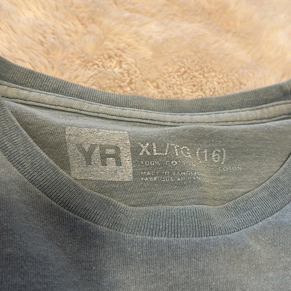 🌻2/$10🌻 Distressed blue long sleeve shirt, youth xl, Young & Reckless - Picture 2 of 8